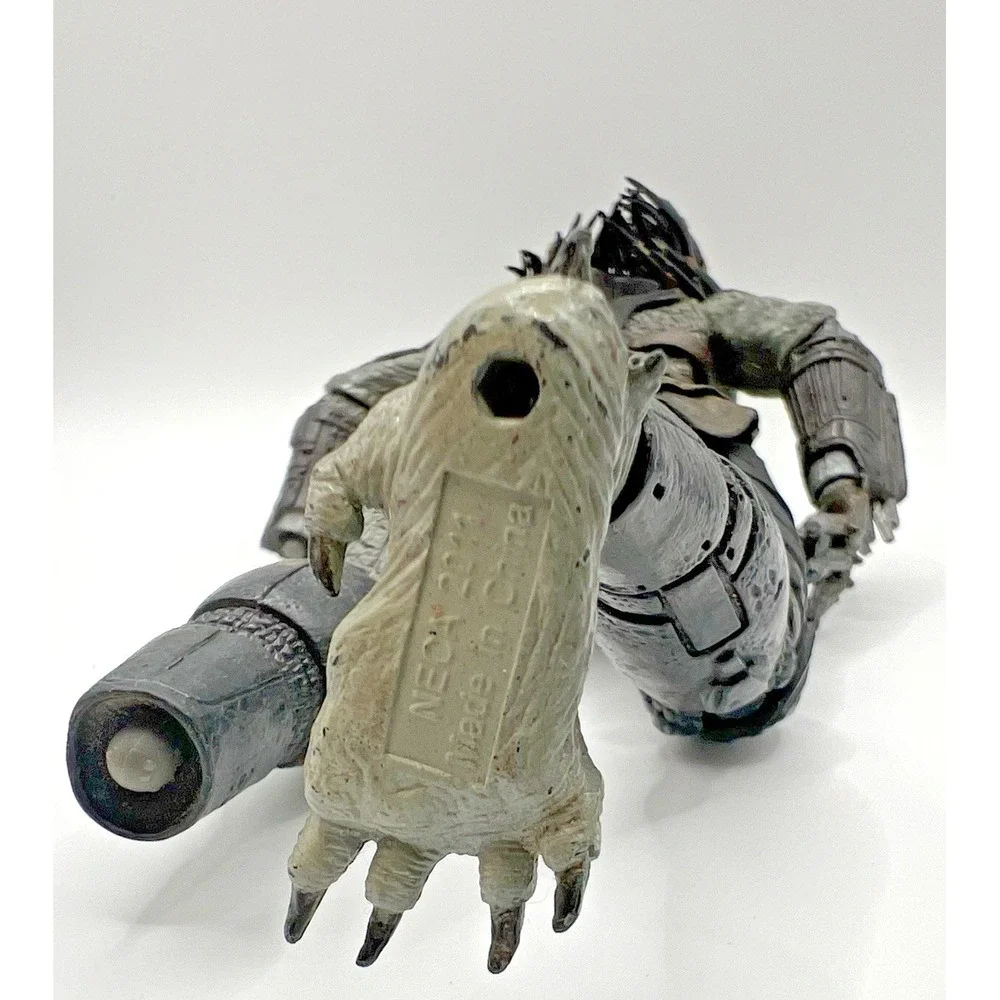 NECA Predator Jungle Hunter Unmasked Figure 7
